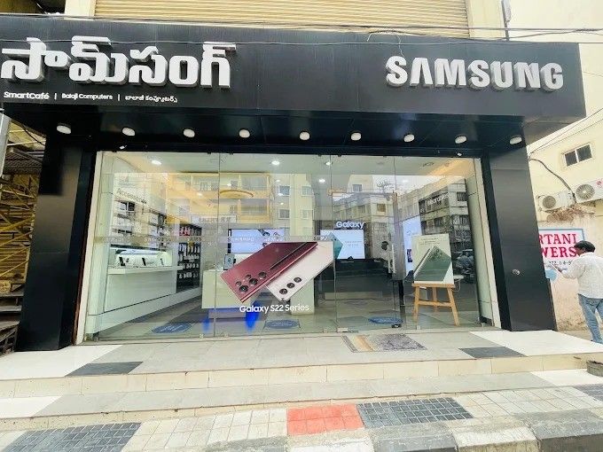 Samsung Experience Store- Musheerabad storefront