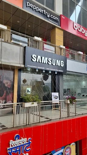 Samsung Experience Store- Sector 85 & 86, Gurugram storefront