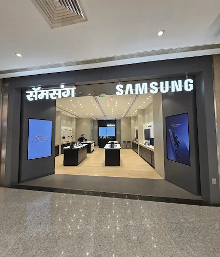 Samsung Experience Store- Kurla West storefront