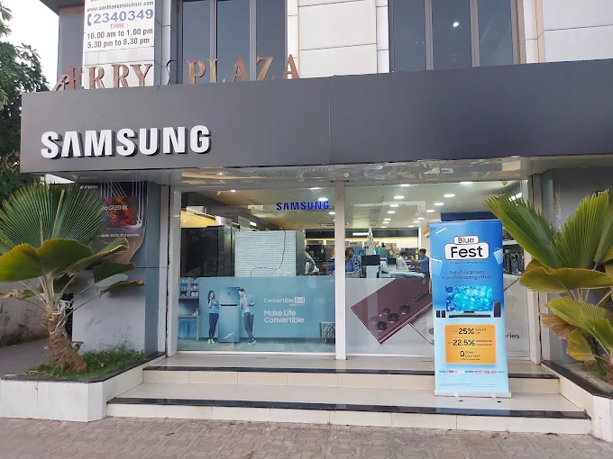 Samsung Smart Plaza - Vishal Enterprise, Vadodara storefront