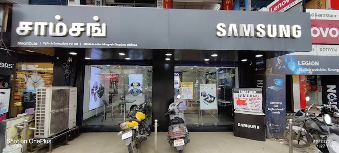 Samsung Experience Store- Ambattur storefront