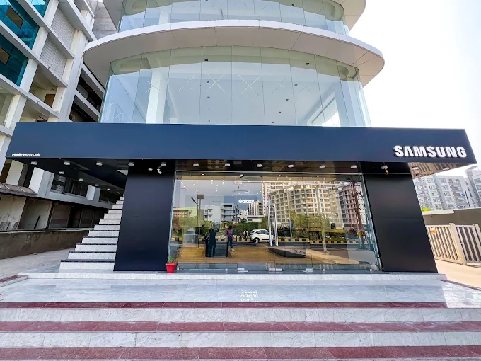 Samsung Experience Store- Harni, Vadodara storefront