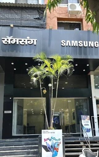 Samsung Experience Store- Pimple Saudagar storefront
