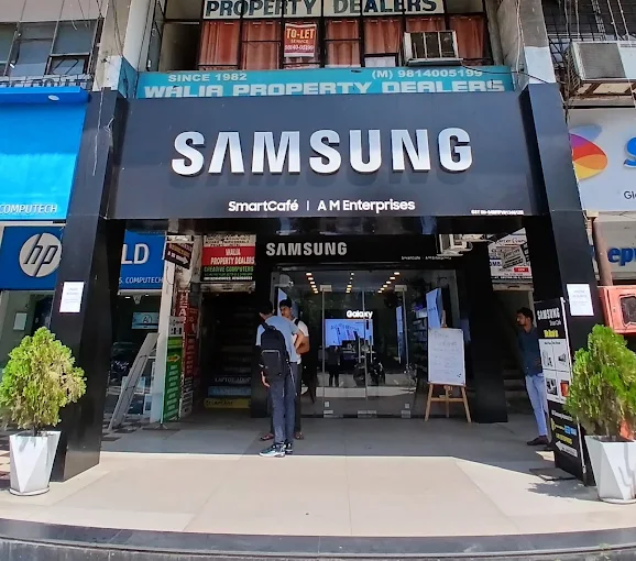 Samsung Experience Store- Sector 20C, Chandigarh storefront